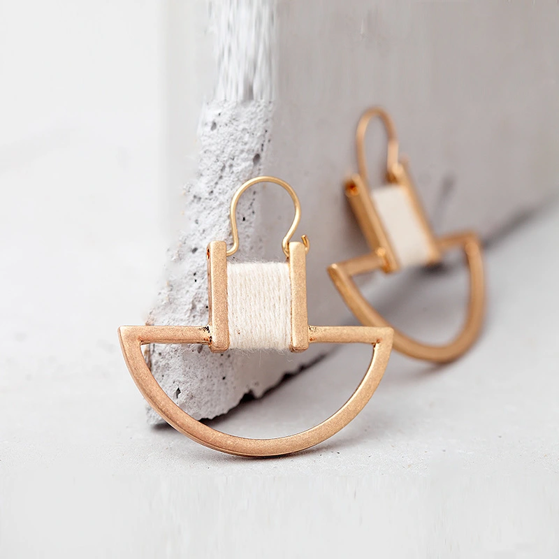 Gold simple delicate earrings