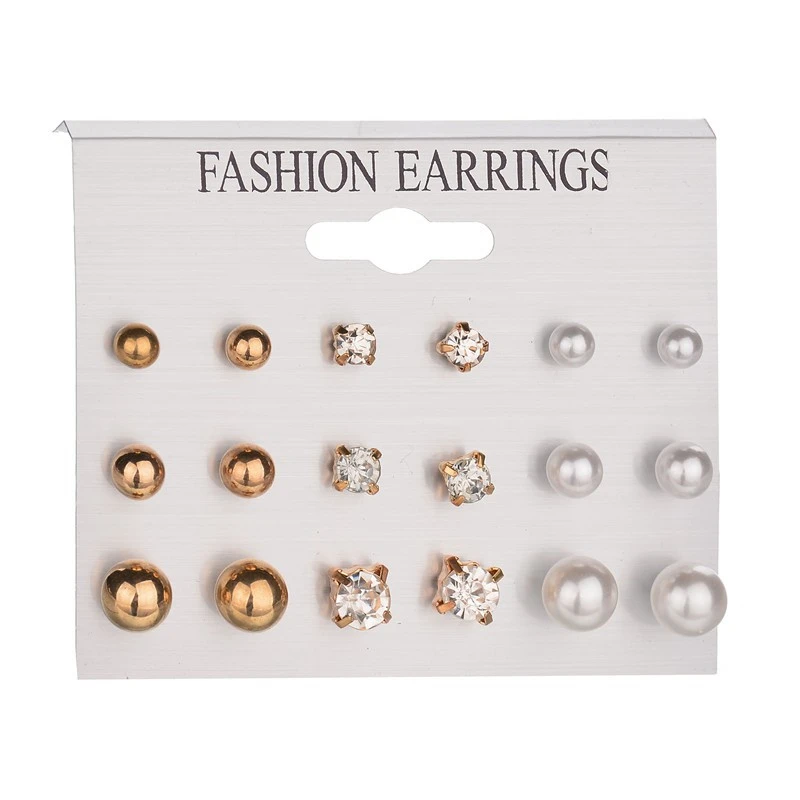 Row of studs, earrings, 9 pairs of pearls