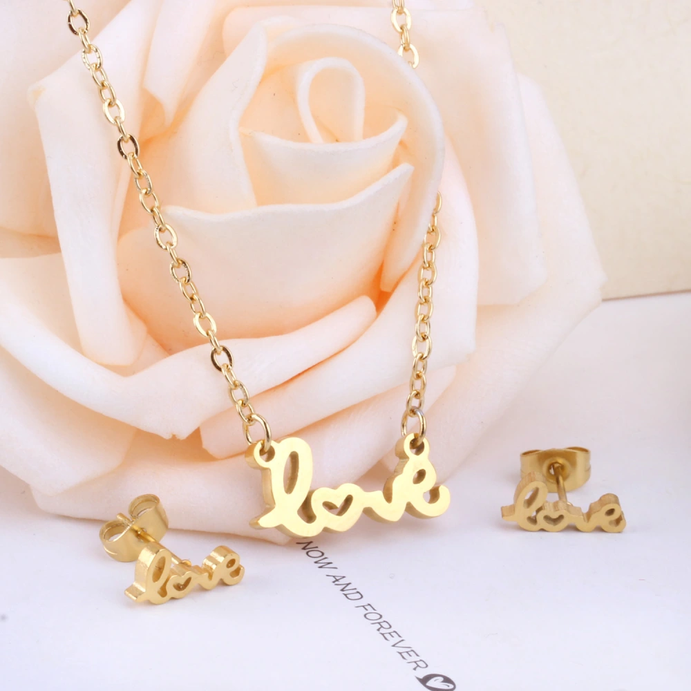 Personalized letter necklace set