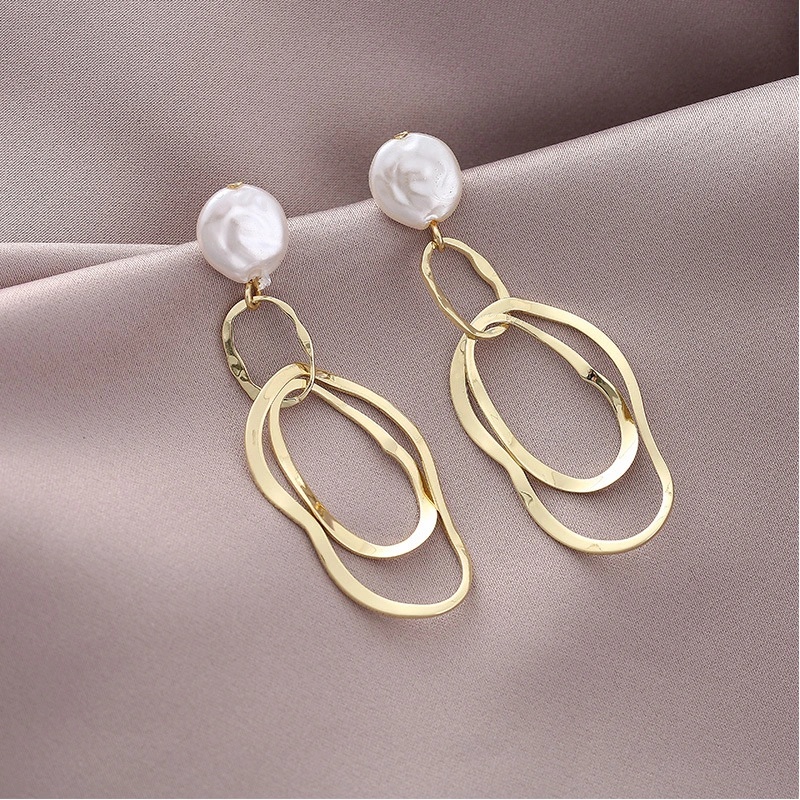 Long irregular geometric earrings