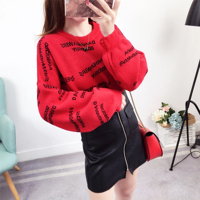 Round neck letter color knit sweater
