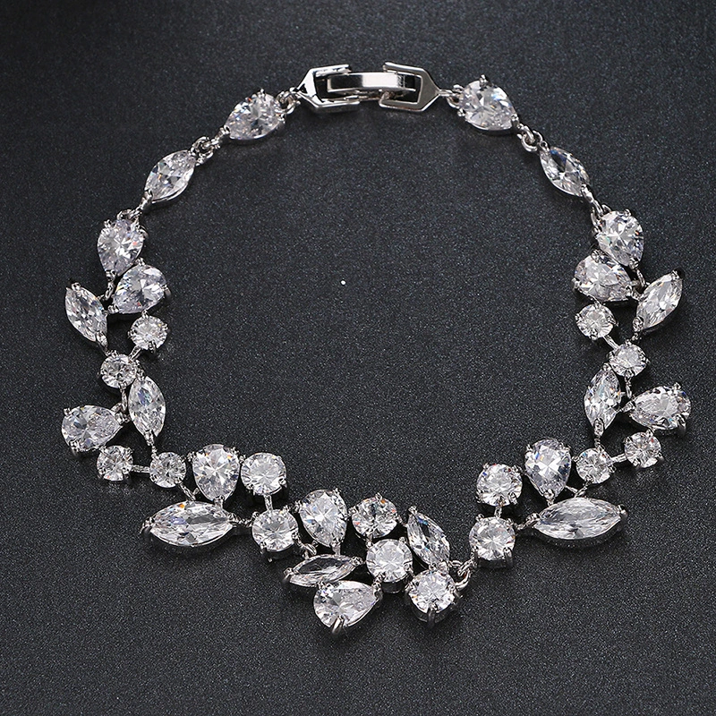 Fashion flower zircon bracelet