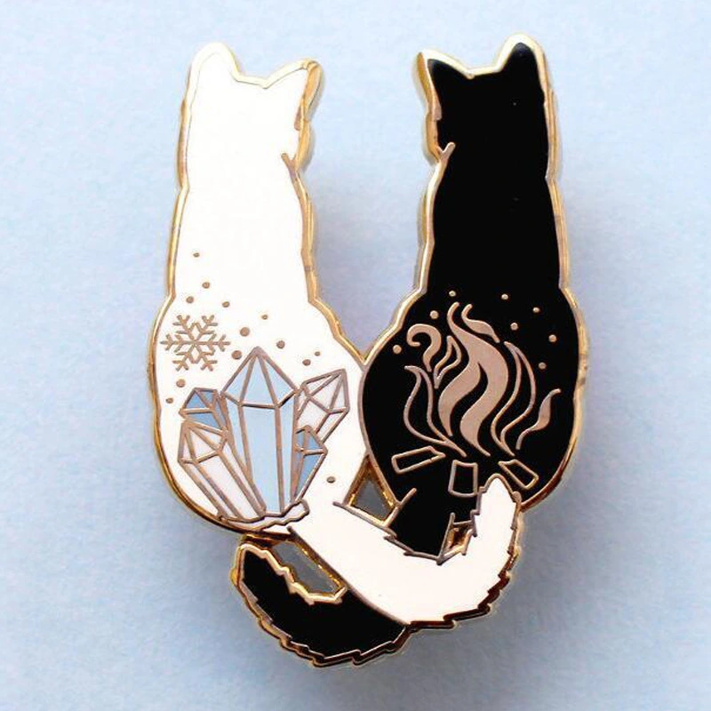 Cartoon black and white couple cat brooch