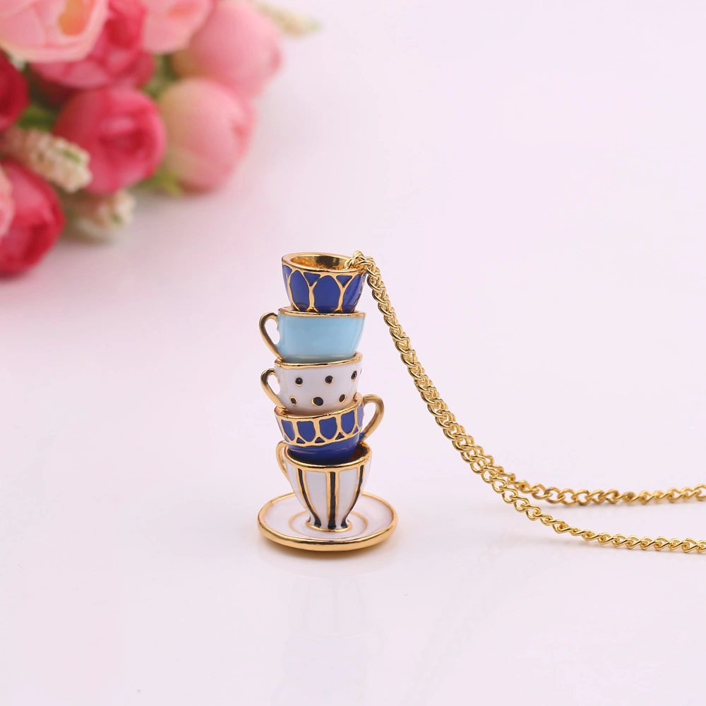 Long necklace of enamelled teacup
