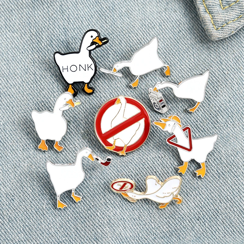 Personalized Cute Little Swan Series Style Clothing Brooch Badge