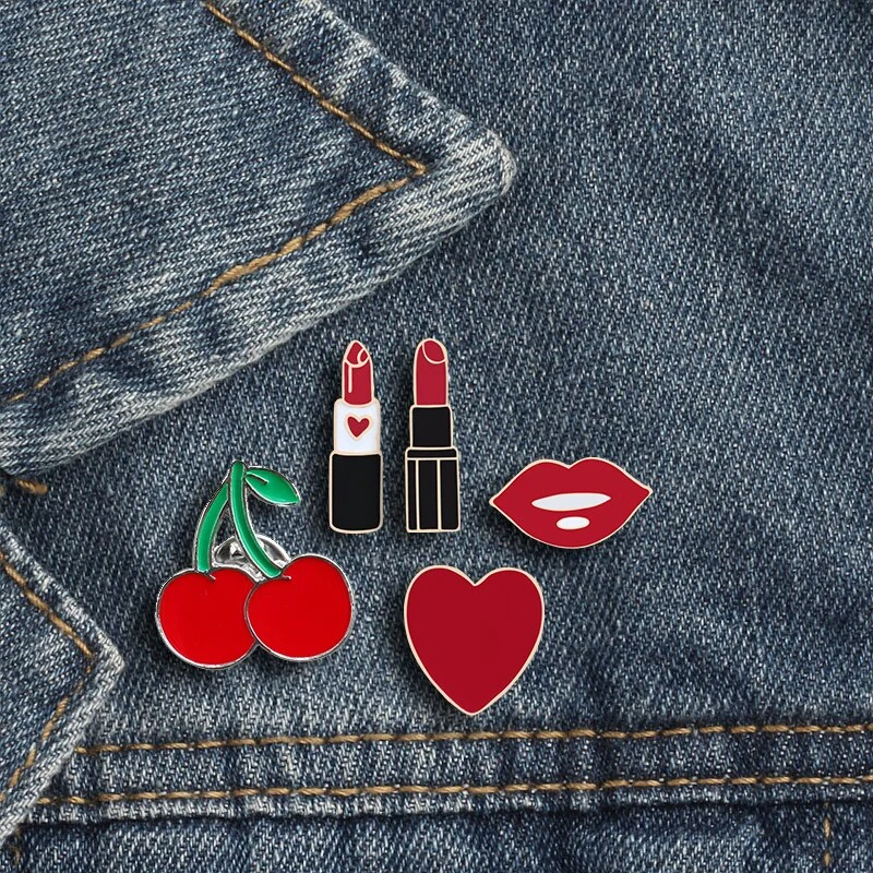 Fashion brooch female cartoon lipstick brooch