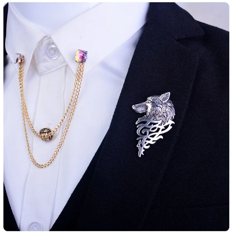 Domineering Wolf Head Brooch