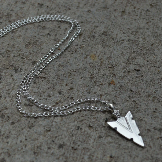 Arrow pendant