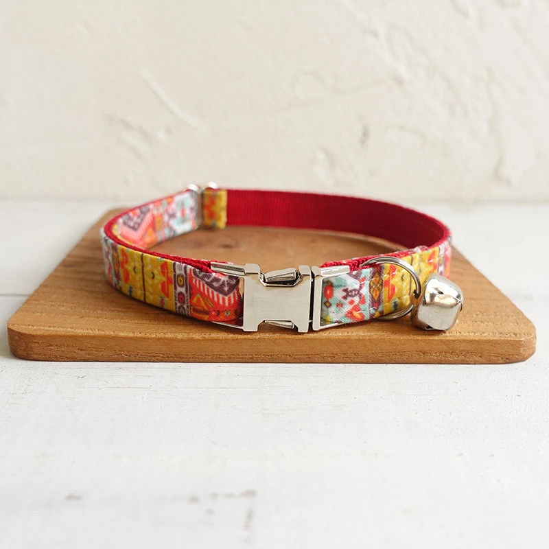 Adjustable pet collar with bell