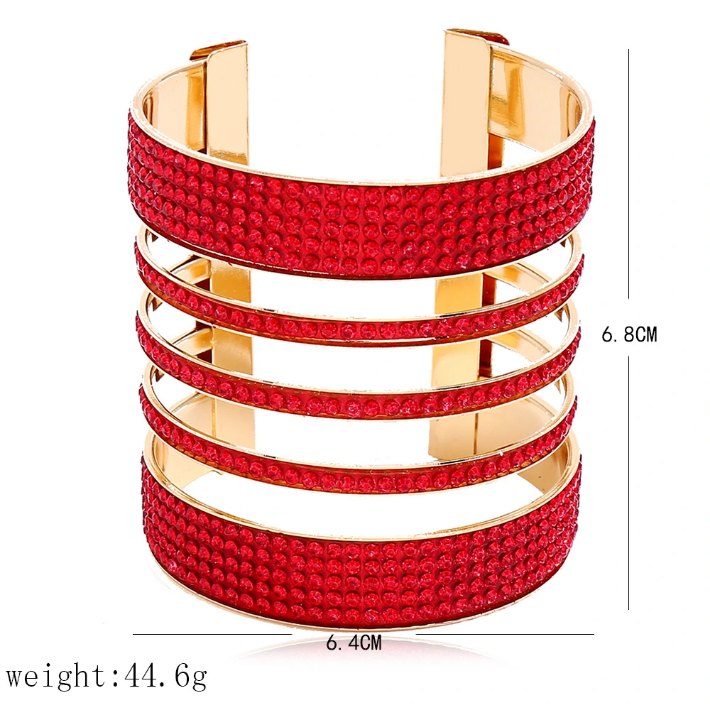 Exaggerated Personality Hollow Bracelet in Europe and America