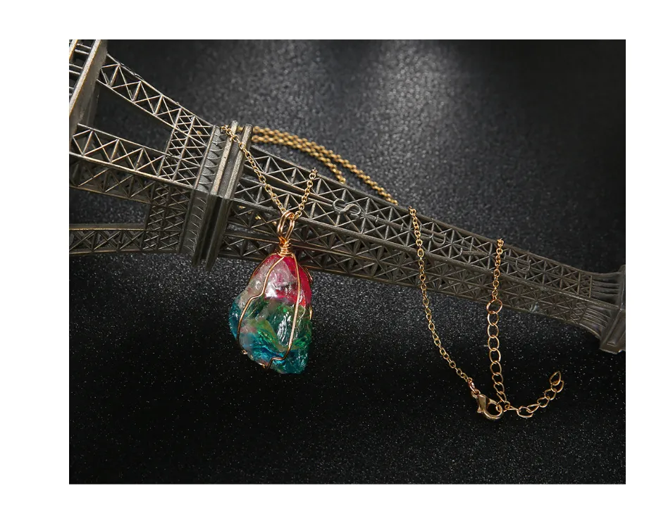 Seven Color Natural Raw Stone Winding Crystal Pendant Transparent Multi-Color Chain Necklace Necklace