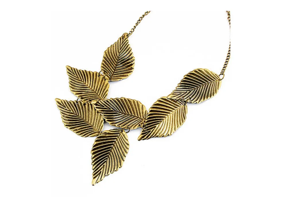 Vintage temperament leaf necklace