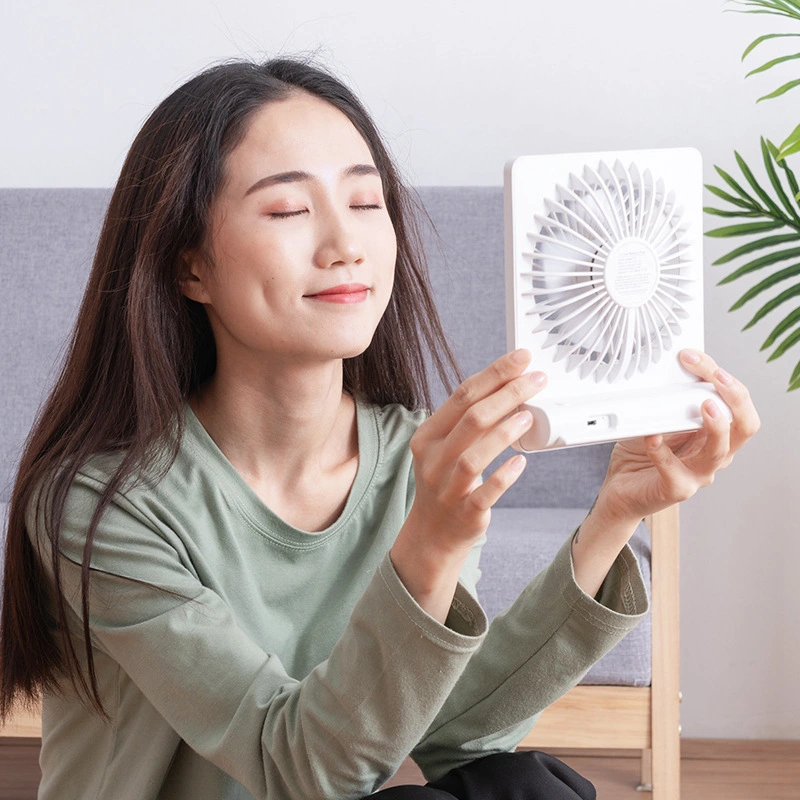 Desktop mini cooling fan