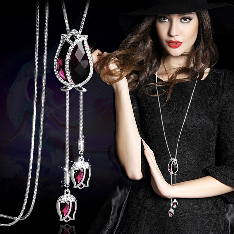 Tulip Crystal Sweater Chain Long