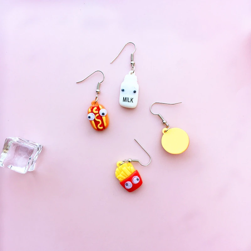 Personality and fun girl eating ear clips