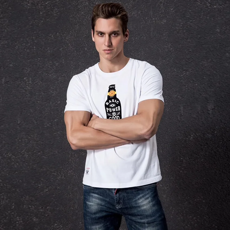 Bottle printing European and American men's T-shirt
