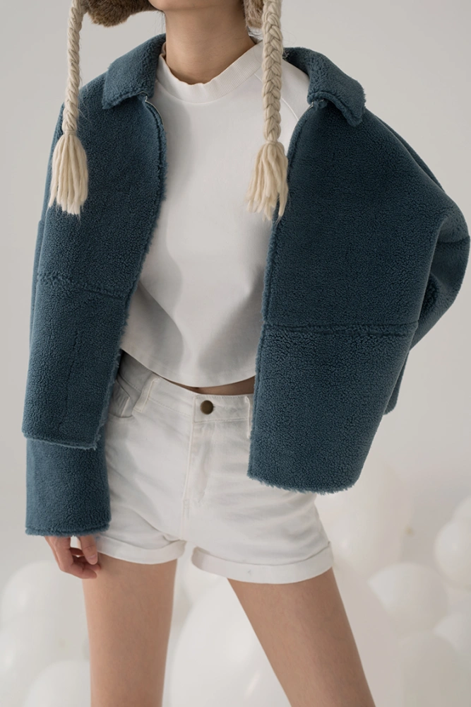 "Two-side wearing a leather lamb coat" Marine Shearling Coat