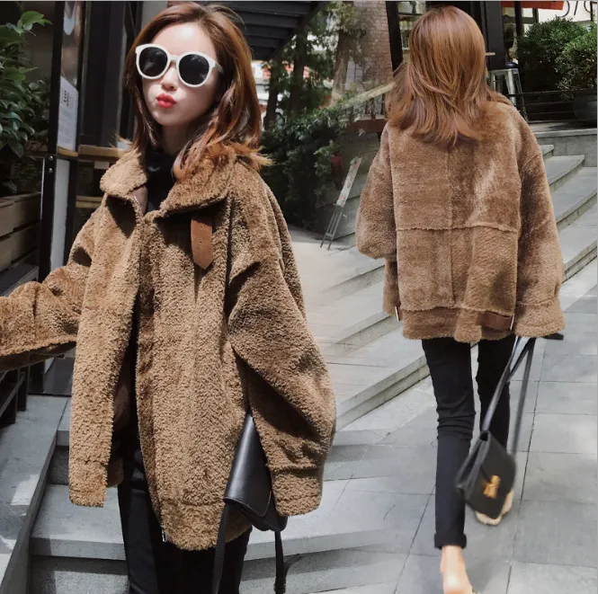 Lamb hair coat thick fur one locomotive female winter Korean version loose loose lamb plush coat