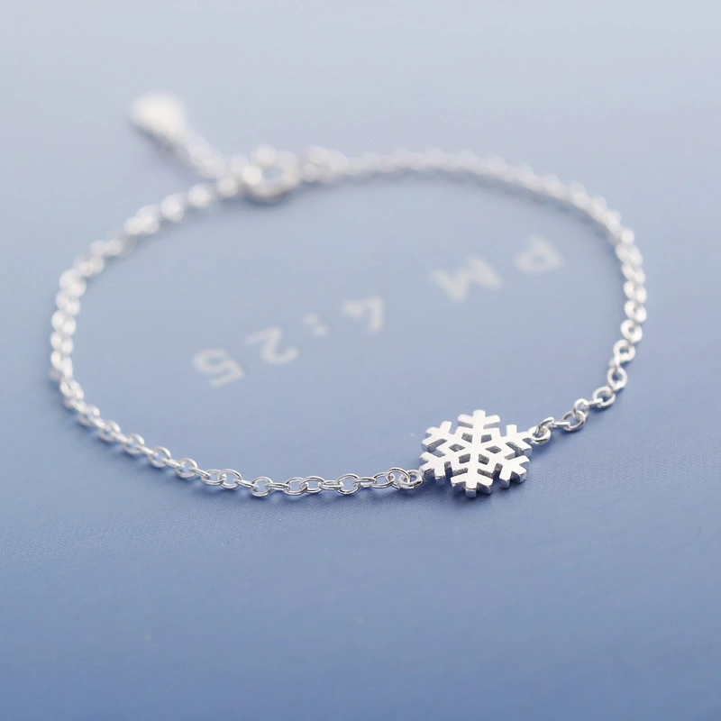 Brushed snowflake bracelet