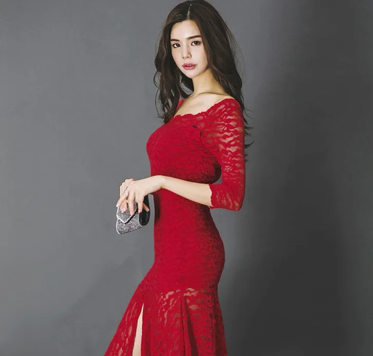 Lace seven-point sleeve fishtail dress