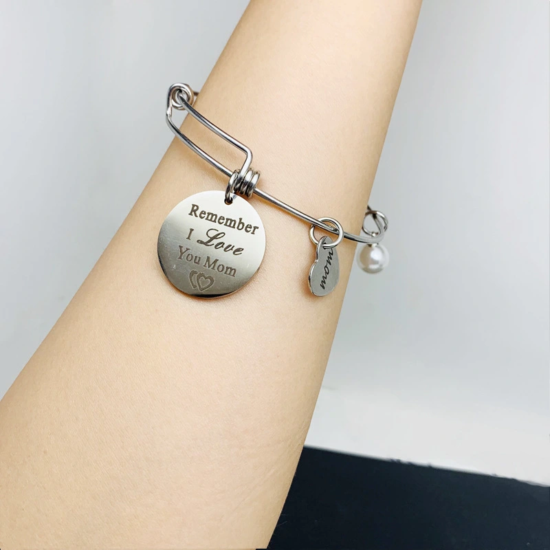 The New Keep Fucking Going Lettering Titanium Steel Bracelet Tag Can Be Adjusted