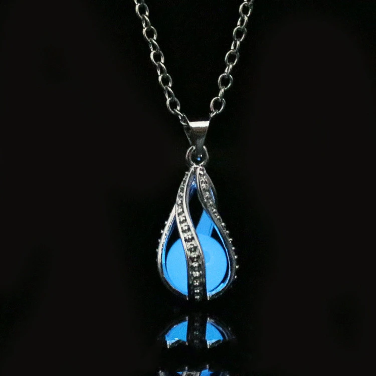 Gifts For Girlfriends And Girlfriends Luminous Pendant Spiral Openable Hollow Necklace Luminous Beads Pendant Moonstone