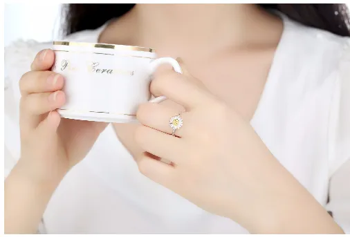 Small Daisy Sun Flower Ring