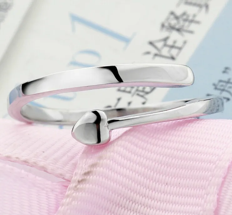 Heart ring