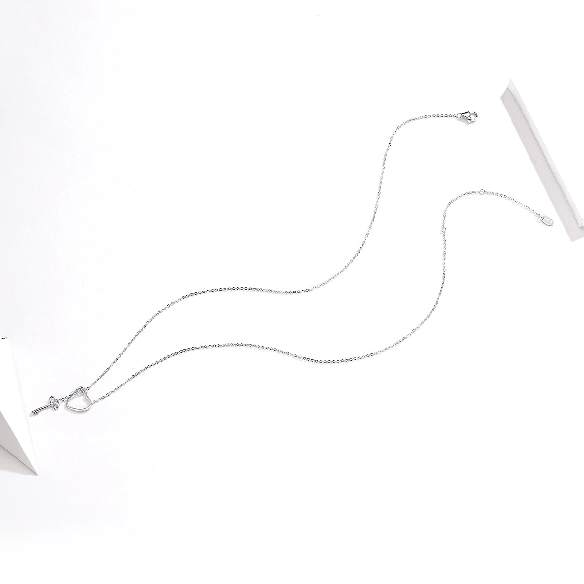 Female heart-shaped sterling silver necklace