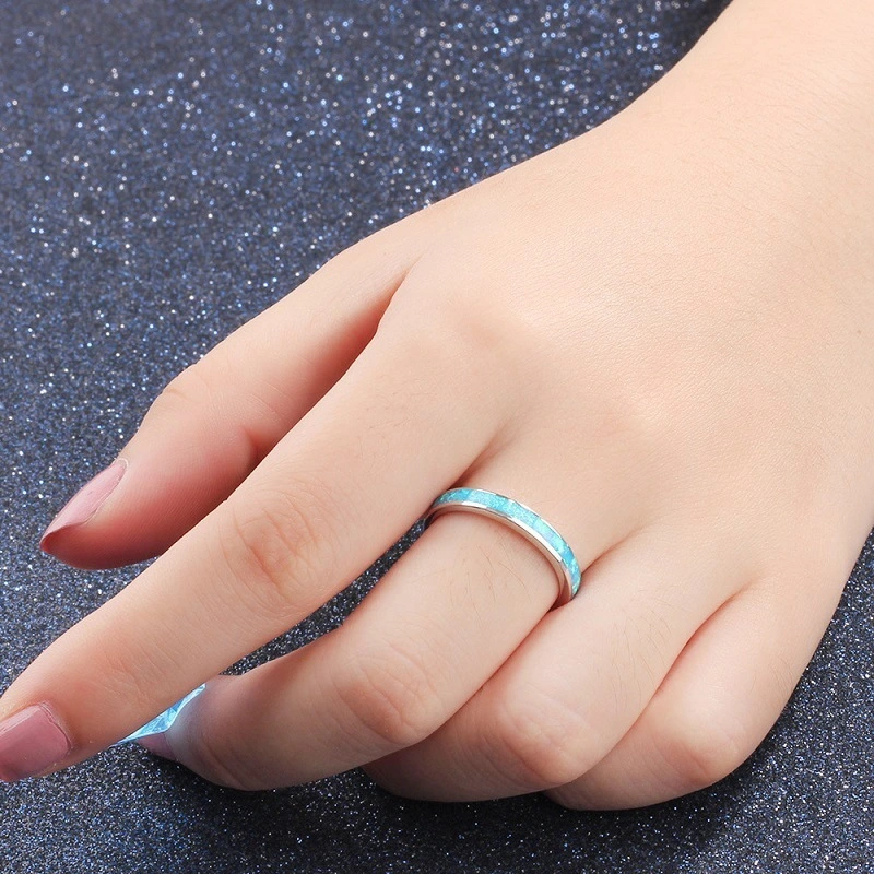 Simple single-circle opal ring