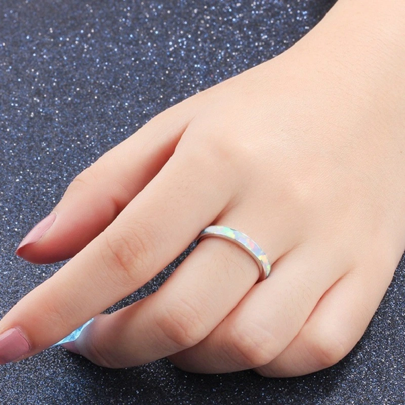 Simple single-circle opal ring