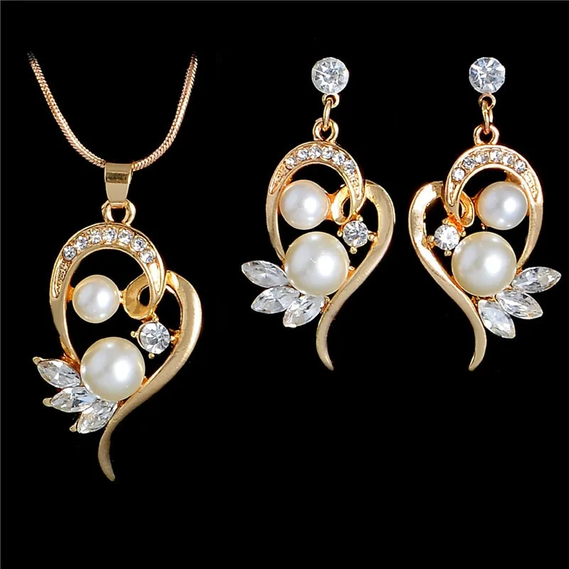 Two-piece pearl necklace and earrings