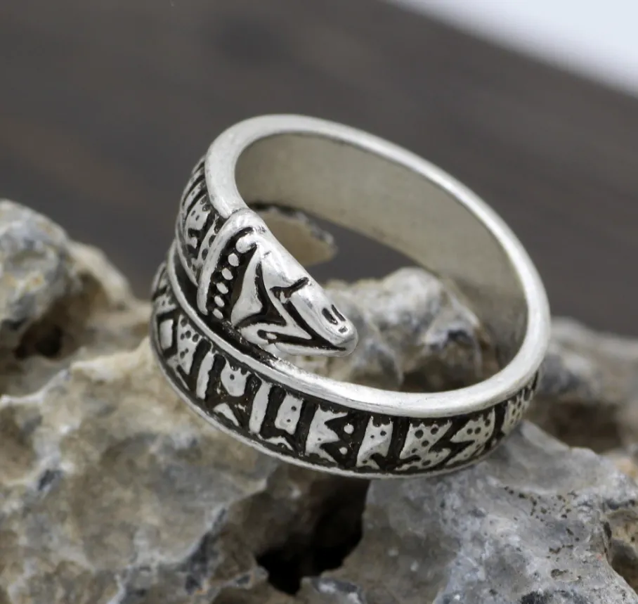 Double-headed snake opening ring