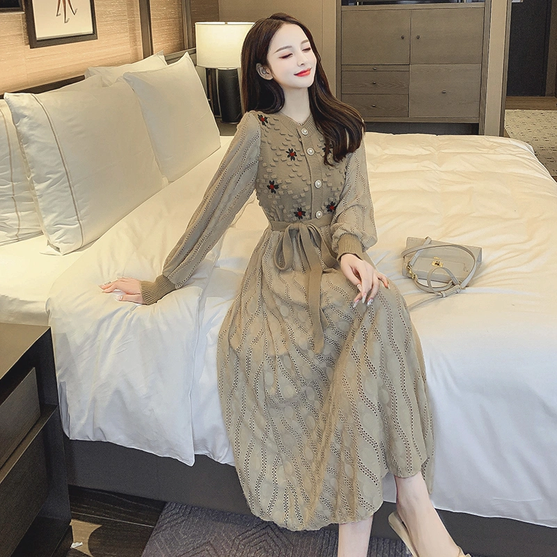 Goddess Fan Lace Temperament Long Skirt
