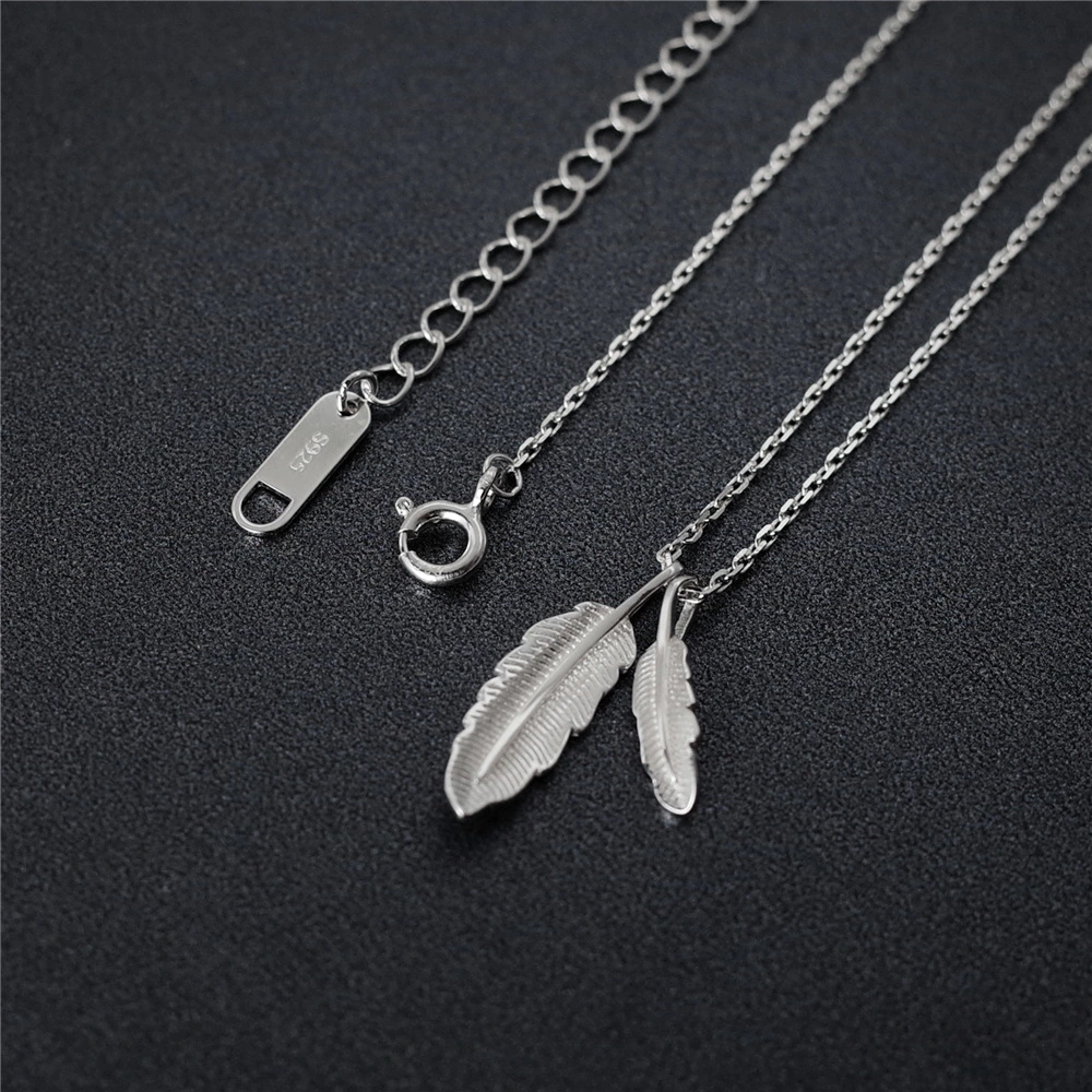 S925 sterling silver female leaf pendant short clavicle chain