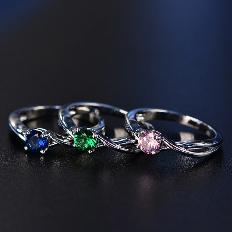 Rattan Hollow Color Diamond Ring