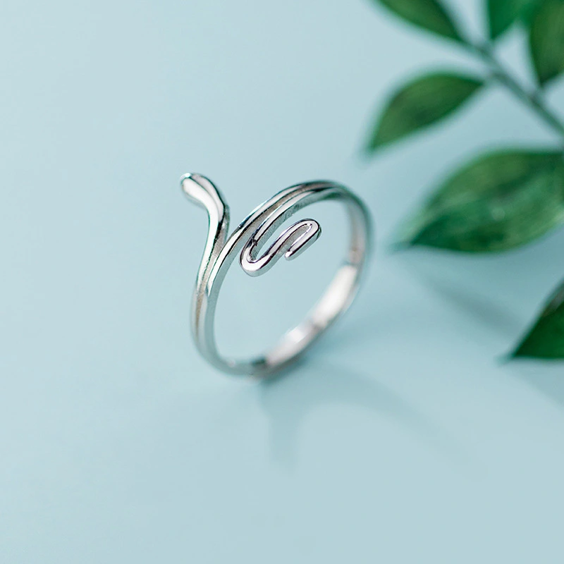 Korean temperament personality snake ring