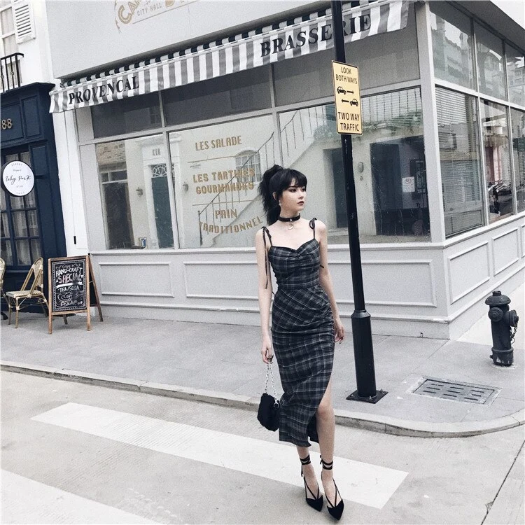 Summer dark Plaid pleated hip slit small sexy Sling Dress