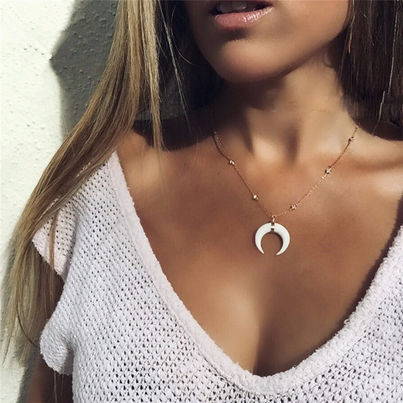 European and American foreign trade Crescent round copper wire necklace Women's short clavicle necklace