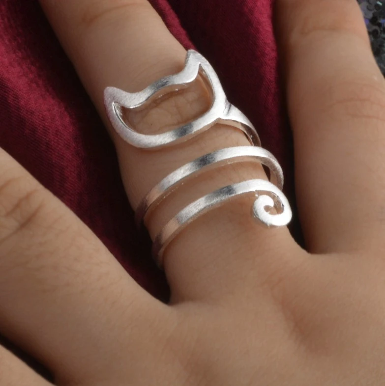 Personalized silver tangled brushed cute cat ring