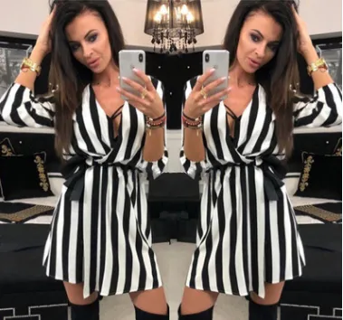 Striped v-neck loose-fitting casual dress