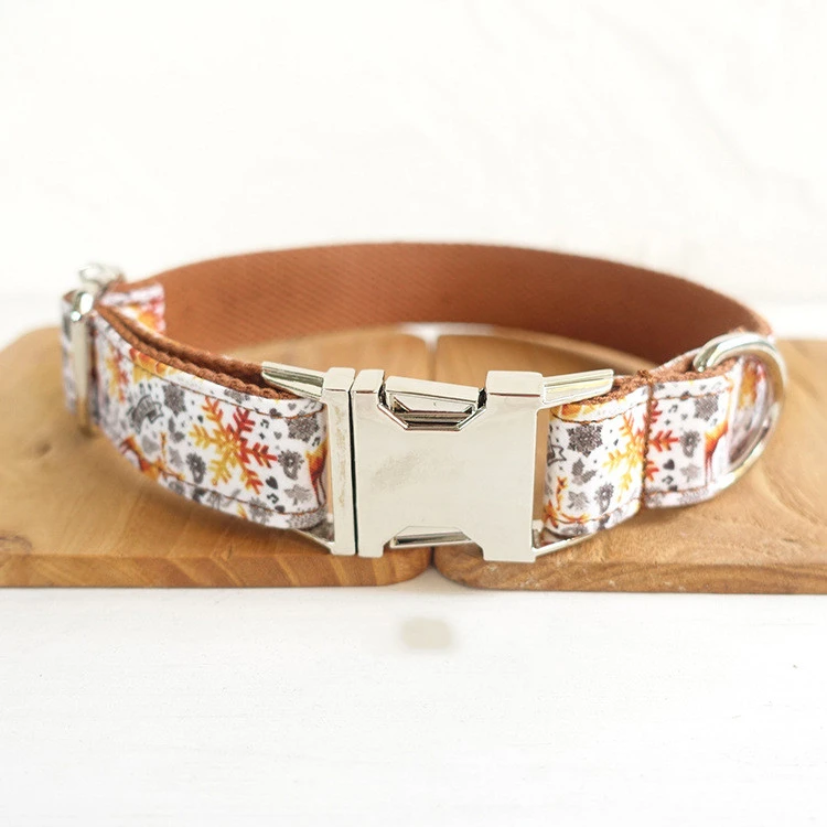 Golden christmas pet collar