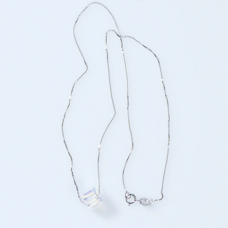 Aurora Sugar Clavicle Chain