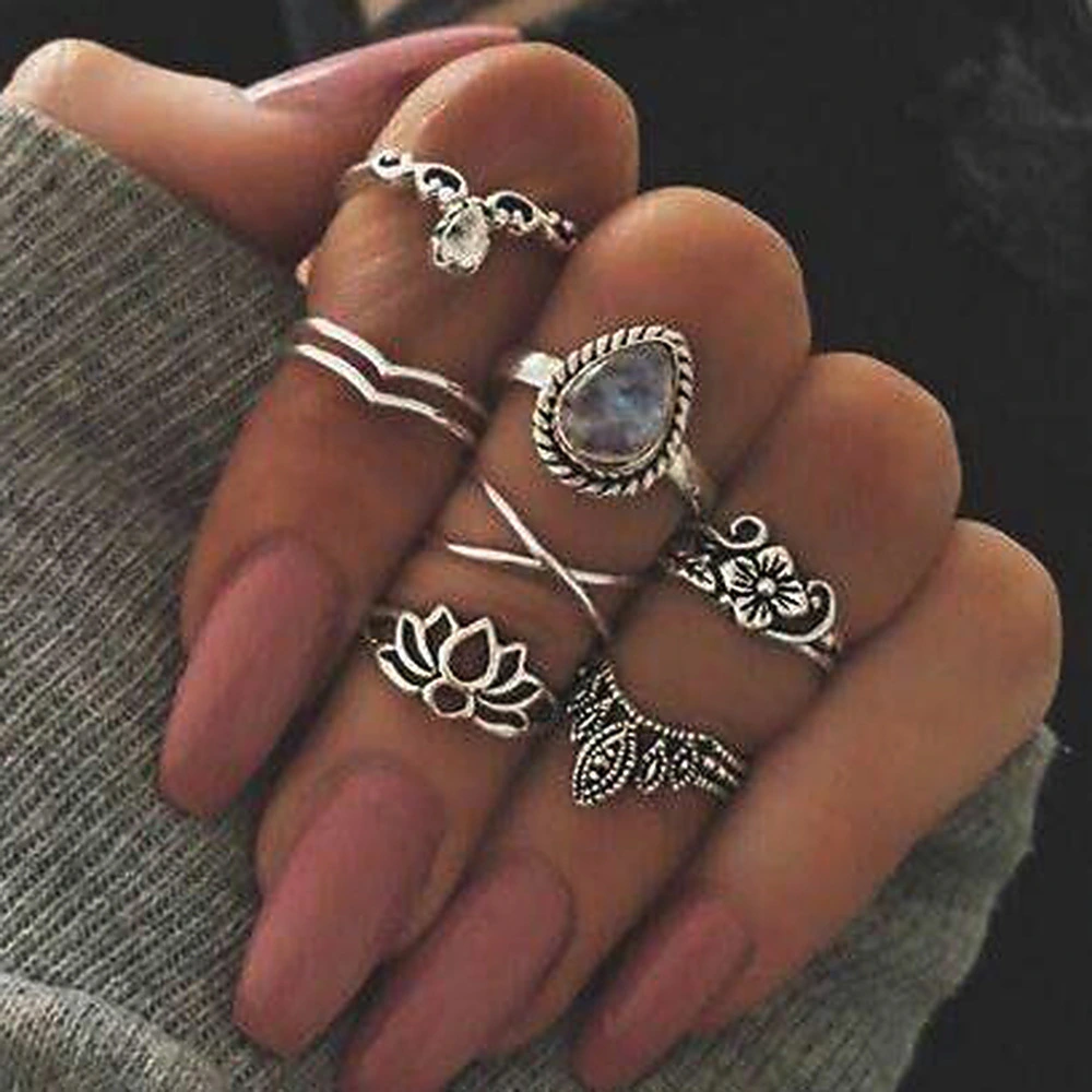 Vintage diamond-studded ring
