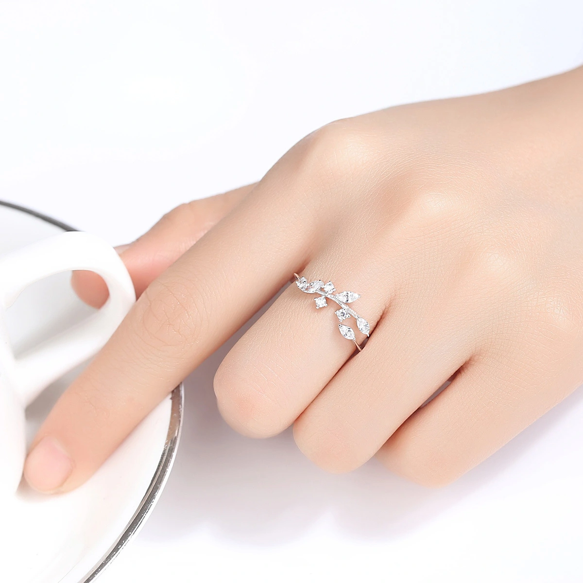 Creative Tree Vine Ring