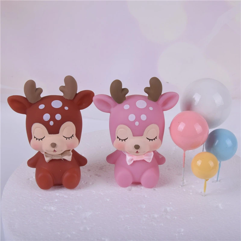 Fawn cake decoration