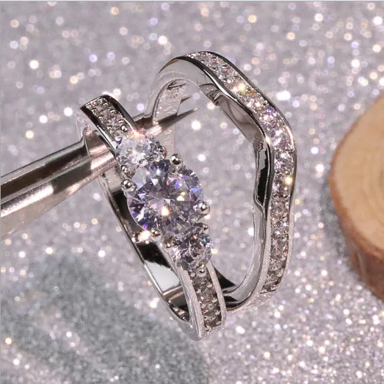White copper plated white gold men and women models micro-inlaid simulation diamond ring lily life love marriage proposal couple ring