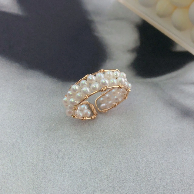 Natural pearl ring