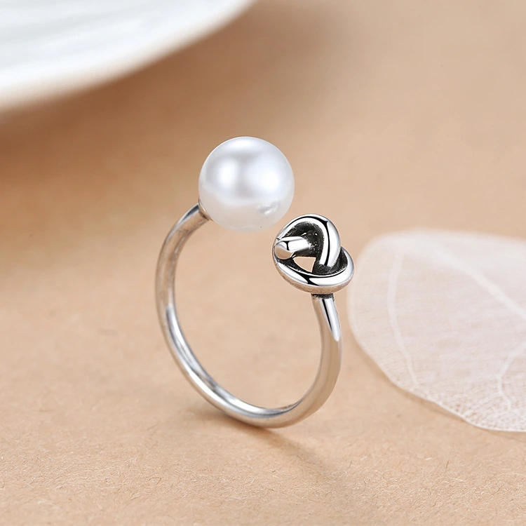 Simple Geometric Pearl Index Finger Ring