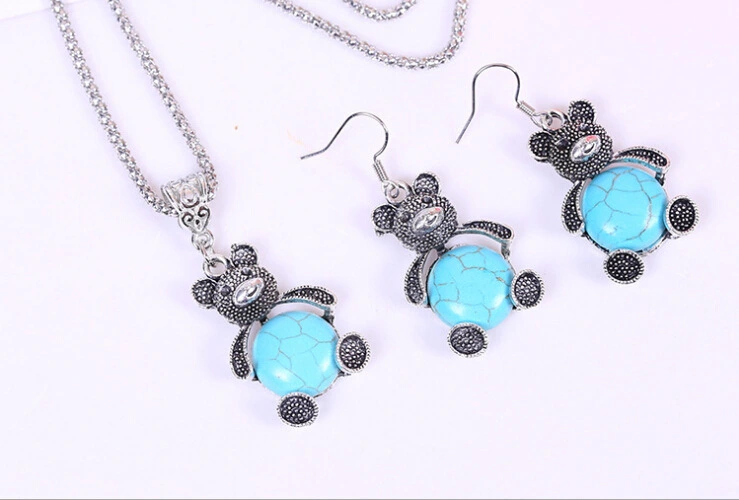 Lovely bear pendant nacklace and Earrings set